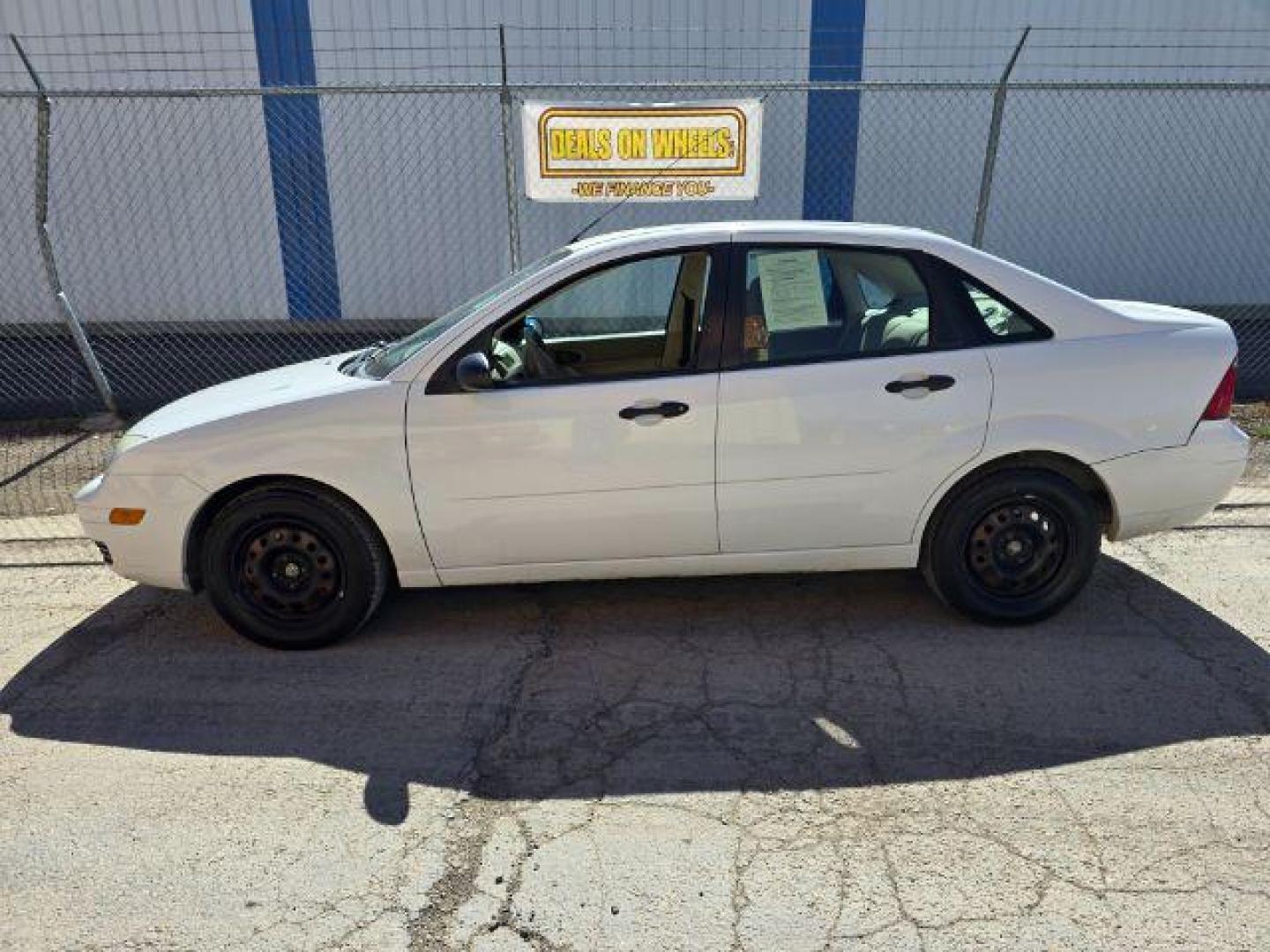 2005 Ford Focus ZX4 S (1FAFP34N95W) with an 2.0L L4 DOHC 16V engine, located at 1800 West Broadway, Missoula, 59808, (406) 543-1986, 46.881348, -114.023628 - Photo#1