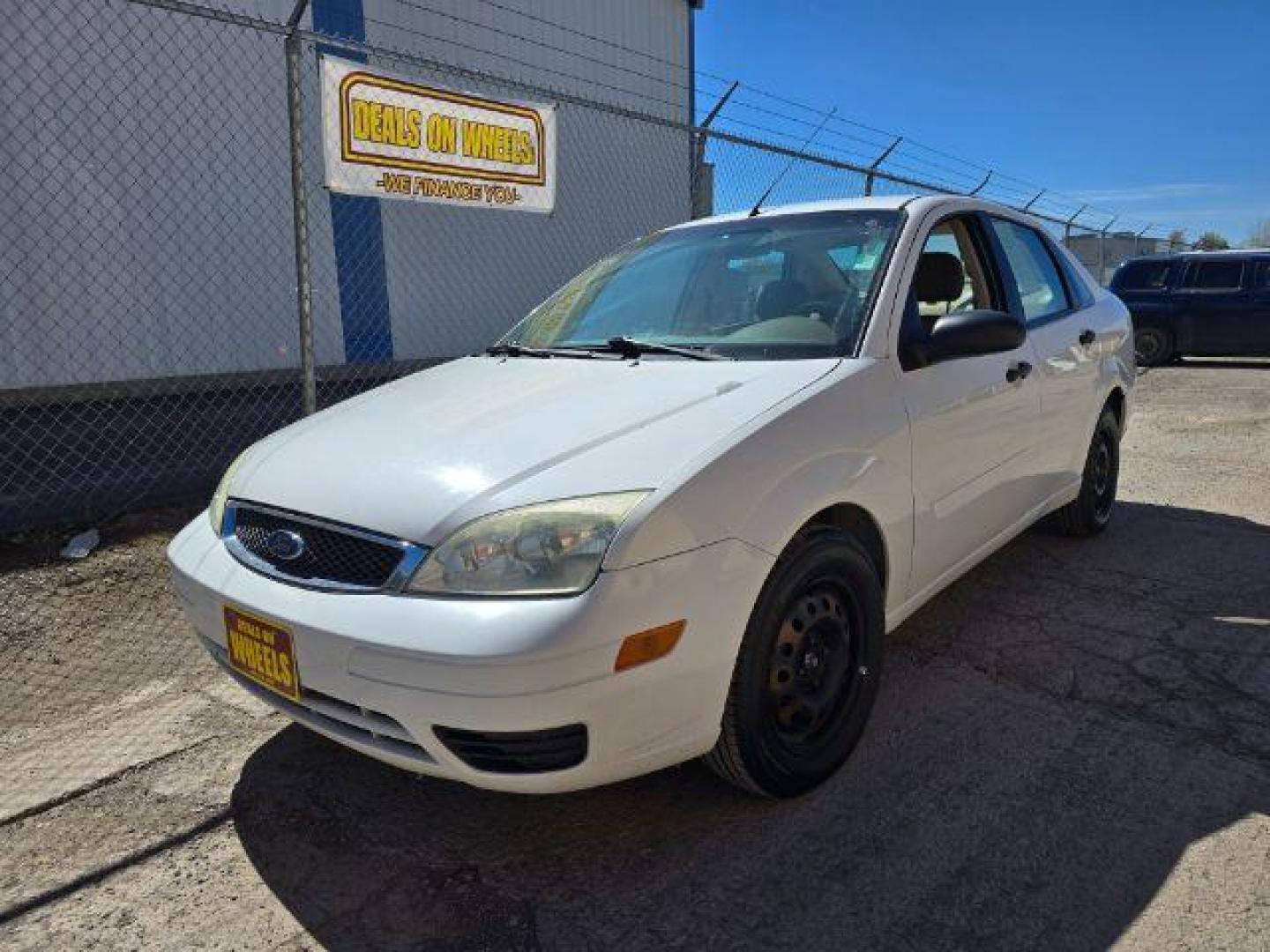 2005 Ford Focus ZX4 S (1FAFP34N95W) with an 2.0L L4 DOHC 16V engine, located at 1800 West Broadway, Missoula, 59808, (406) 543-1986, 46.881348, -114.023628 - Photo#2