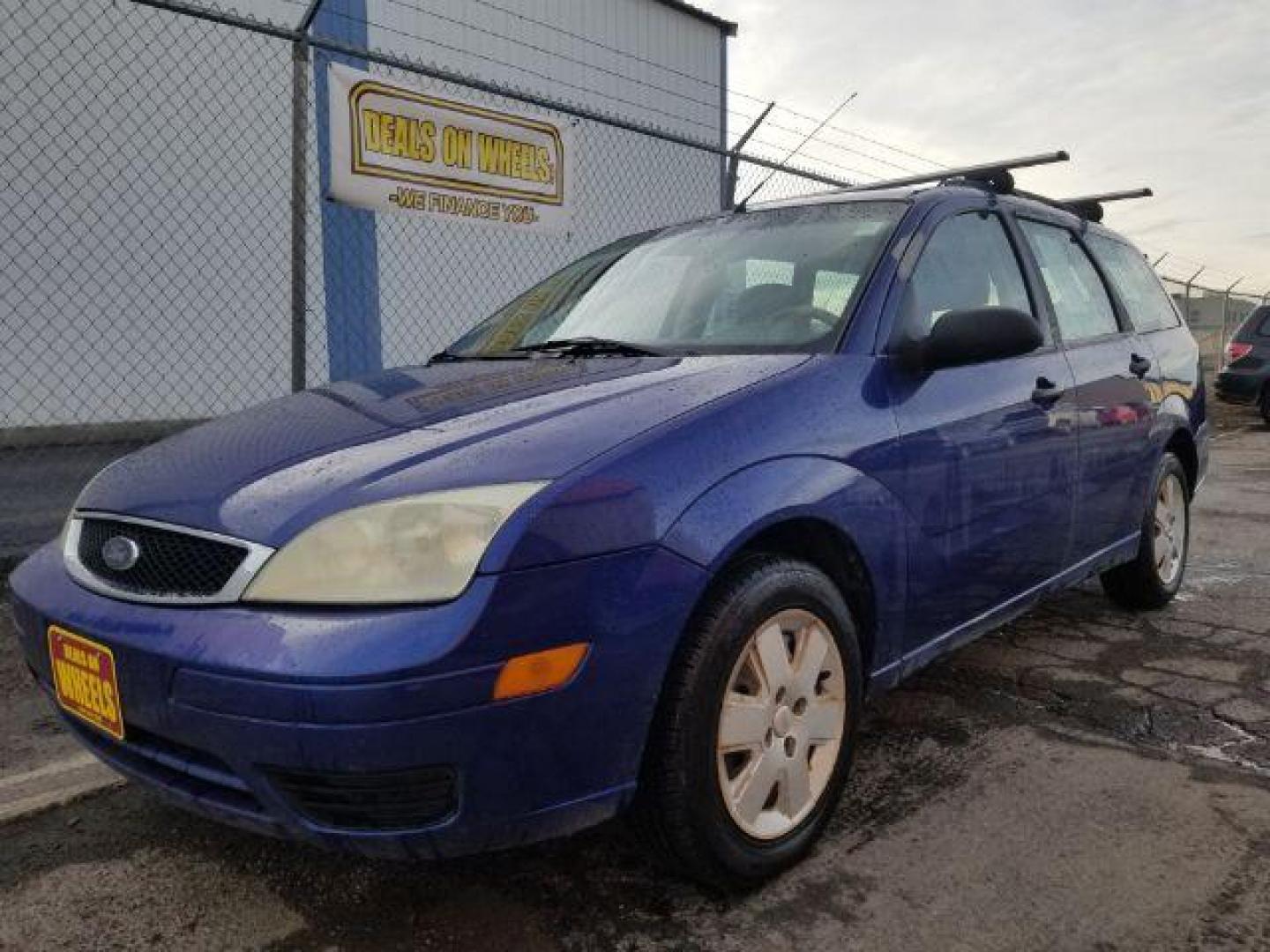 2006 Ford Focus Wagon ZXW SE (1FAFP36N16W) with an 2.0L L4 DOHC 16V engine, located at 1821 N Montana Ave., Helena, MT, 59601, 0.000000, 0.000000 - Photo#0