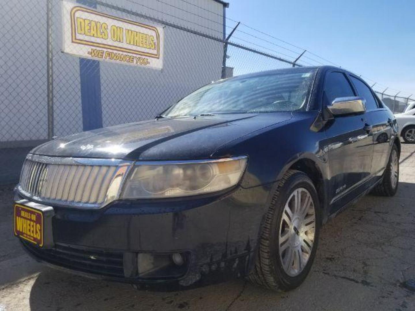 2006 Lincoln Zephyr Base (3LNHM26196R) with an 3.0L V6 DOHC 24V engine, 6-Speed Automatic transmission, located at 4047 Montana Ave., Billings, MT, 59101, 45.770847, -108.529800 - Photo#0