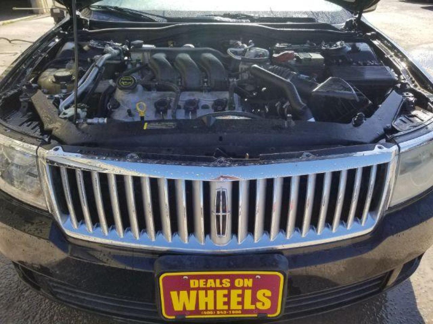 2006 Lincoln Zephyr Base (3LNHM26196R) with an 3.0L V6 DOHC 24V engine, 6-Speed Automatic transmission, located at 4047 Montana Ave., Billings, MT, 59101, 45.770847, -108.529800 - Photo#14