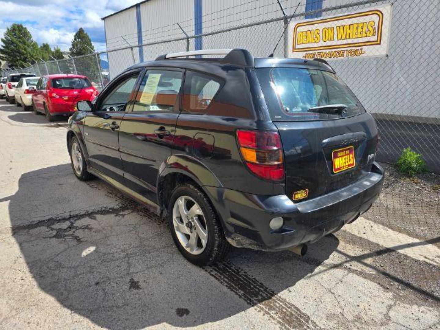 2006 Pontiac Vibe 1 (5Y2SL65846Z) , located at 4801 10th Ave S,, Great Falls, MT, 59405, 0.000000, 0.000000 - Photo#2