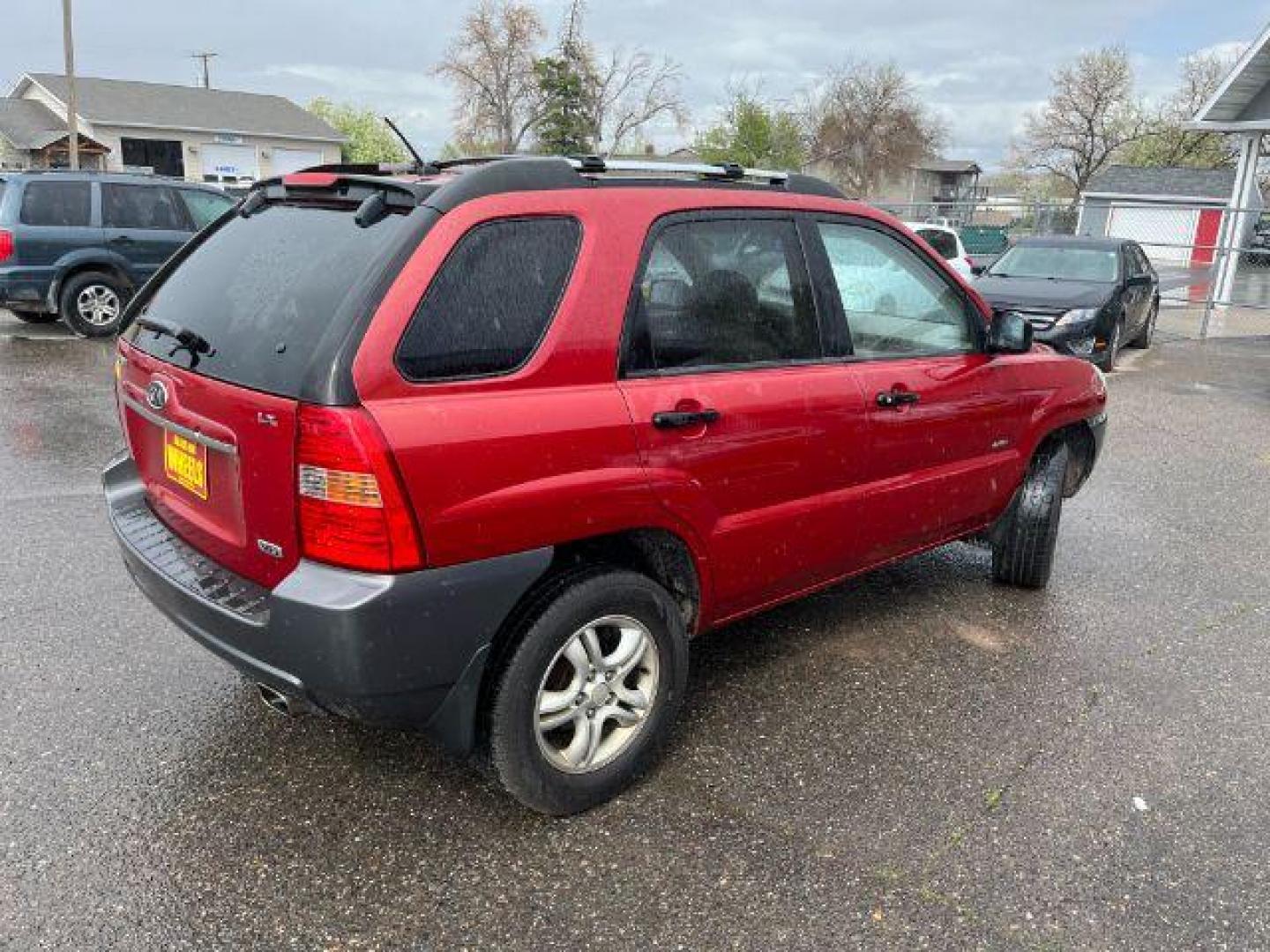 2007 Kia Sportage LX V6 4WD (KNDJE723777) with an 2.7L V6 DOHC 24V engine, 4-Speed Automatic transmission, located at 1821 N Montana Ave., Helena, MT, 59601, 0.000000, 0.000000 - Photo#4