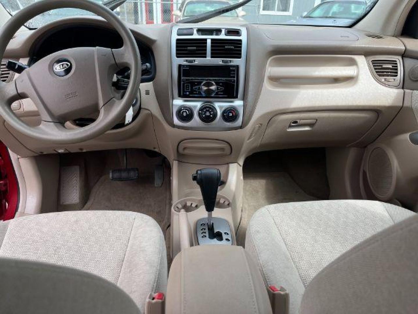 2007 Kia Sportage LX V6 4WD (KNDJE723777) with an 2.7L V6 DOHC 24V engine, 4-Speed Automatic transmission, located at 1821 N Montana Ave., Helena, MT, 59601, 0.000000, 0.000000 - Photo#7