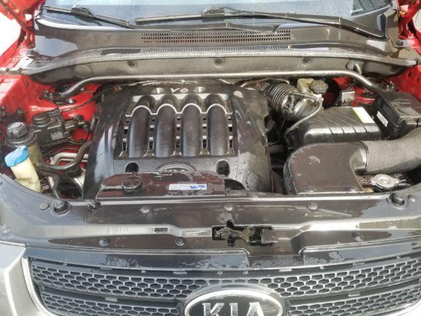 2007 Kia Sportage EX V6 4WD (KNDJE723177) with an 2.7L V6 DOHC 24V engine, 4-Speed Automatic transmission, located at 1800 West Broadway, Missoula, 59808, (406) 543-1986, 46.881348, -114.023628 - Photo#13