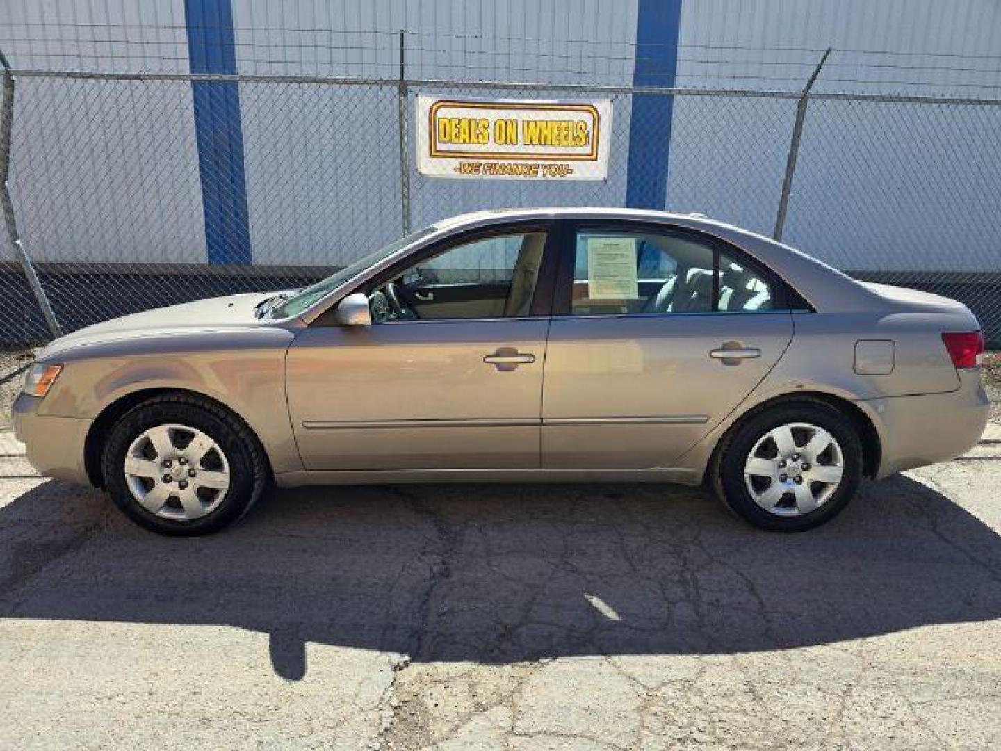 2008 Hyundai Sonata GLS (5NPET46CX8H) with an 2.4L I-4 DOHC engine, located at 4047 Montana Ave., Billings, MT, 59101, 45.770847, -108.529800 - Photo#1