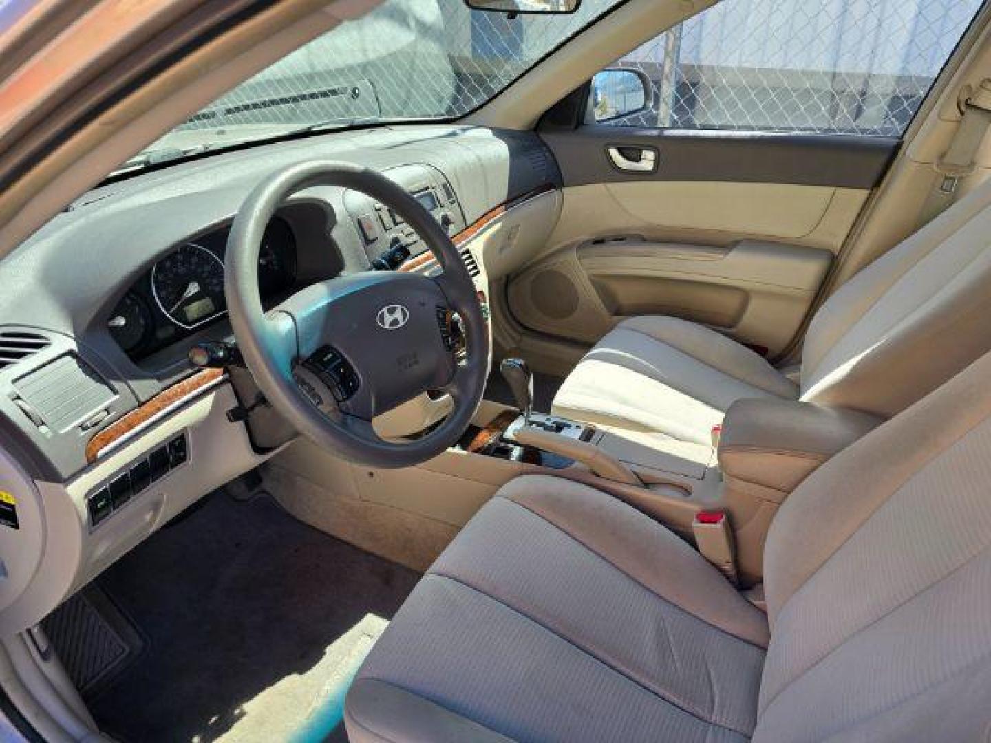 2008 Hyundai Sonata GLS (5NPET46CX8H) with an 2.4L I-4 DOHC engine, located at 4047 Montana Ave., Billings, MT, 59101, 45.770847, -108.529800 - Photo#5