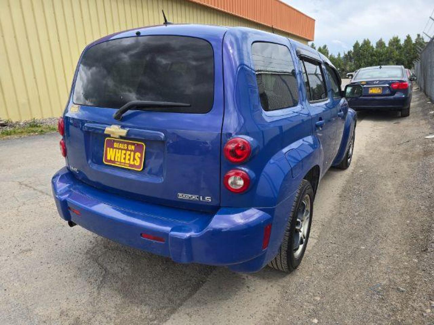 2009 Chevrolet HHR LS (3GNCA33B99S) with an 2.2L L4 DOHC 16V engine, 5-Speed Manual transmission, located at 1800 West Broadway, Missoula, 59808, (406) 543-1986, 46.881348, -114.023628 - Photo#3