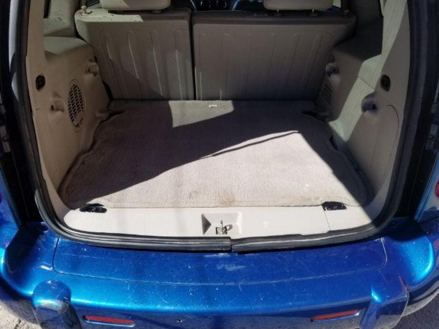 2009 Blue Flash Metallic Chevrolet HHR LT2 (3GNCA53V99S) with an 2.4L L4 DOHC 16V engine, located at 1821 N Montana Ave., Helena, MT, 59601, 0.000000, 0.000000 - Photo#13