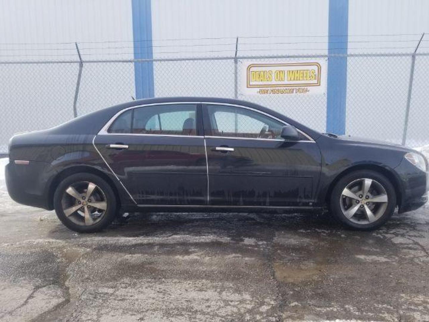 2009 Chevrolet Malibu LT1 (1G1ZJ57B79F) with an 2.4L L4 DOHC 16V engine, 6-Speed Automatic transmission, located at 1821 N Montana Ave., Helena, MT, 59601, 0.000000, 0.000000 - Photo#3