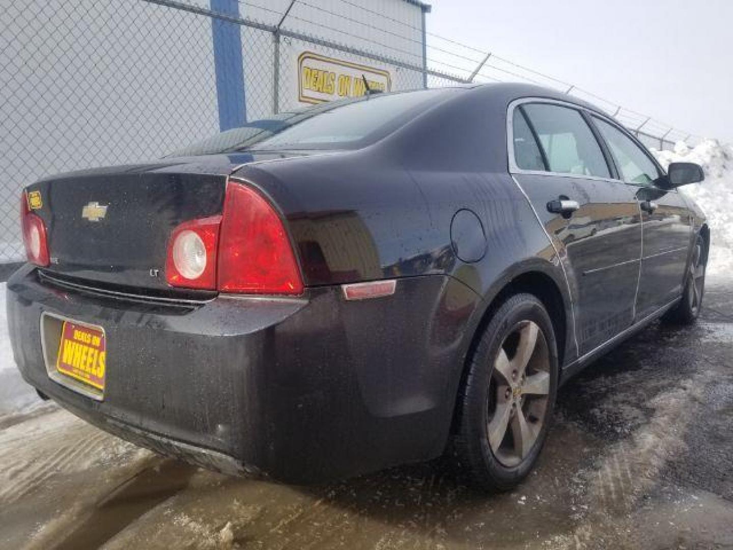 2009 Chevrolet Malibu LT1 (1G1ZJ57B79F) with an 2.4L L4 DOHC 16V engine, 6-Speed Automatic transmission, located at 1821 N Montana Ave., Helena, MT, 59601, 0.000000, 0.000000 - Photo#4
