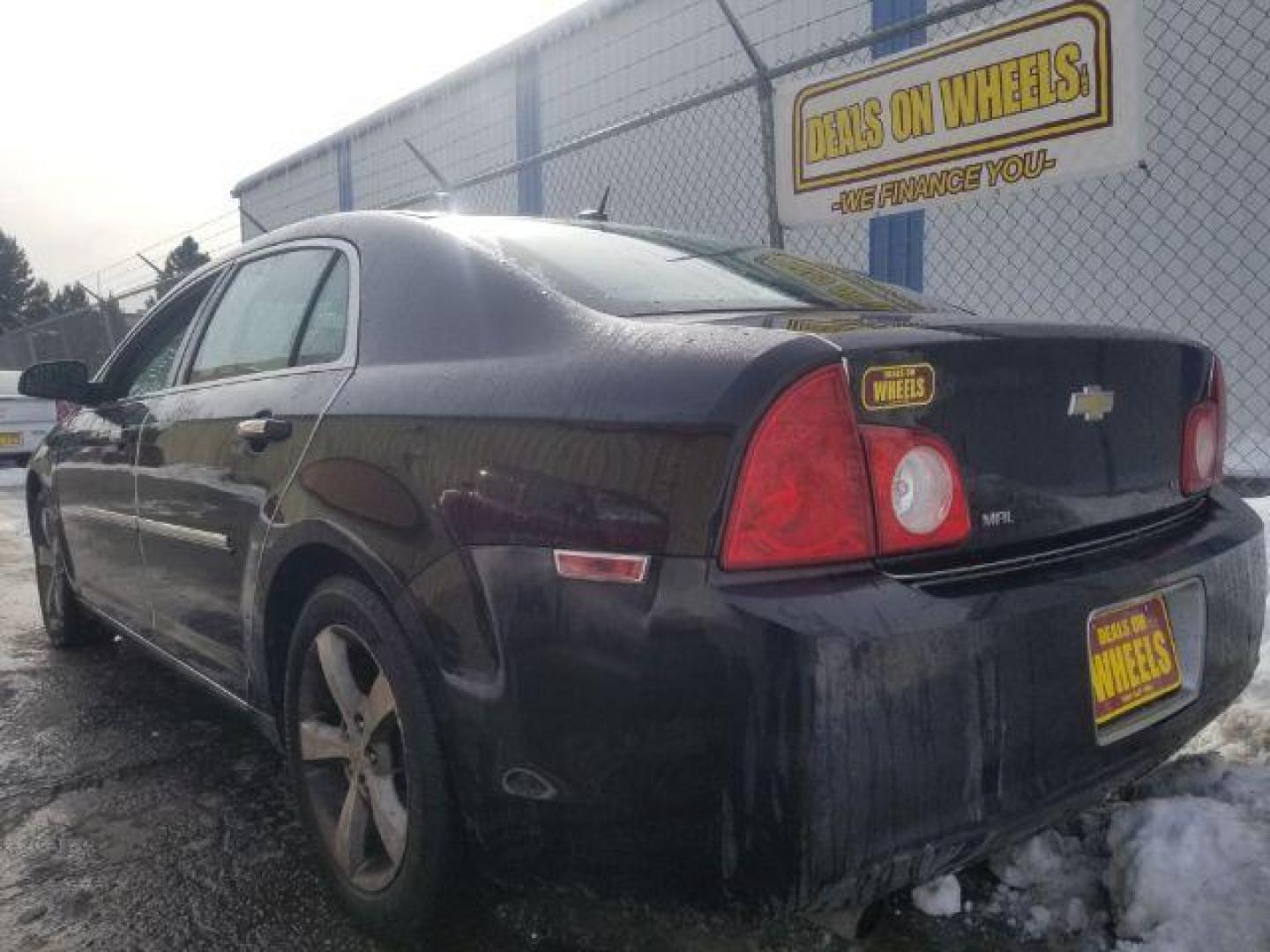 2009 Chevrolet Malibu LT1 (1G1ZJ57B79F) with an 2.4L L4 DOHC 16V engine, 6-Speed Automatic transmission, located at 1821 N Montana Ave., Helena, MT, 59601, 0.000000, 0.000000 - Photo#5