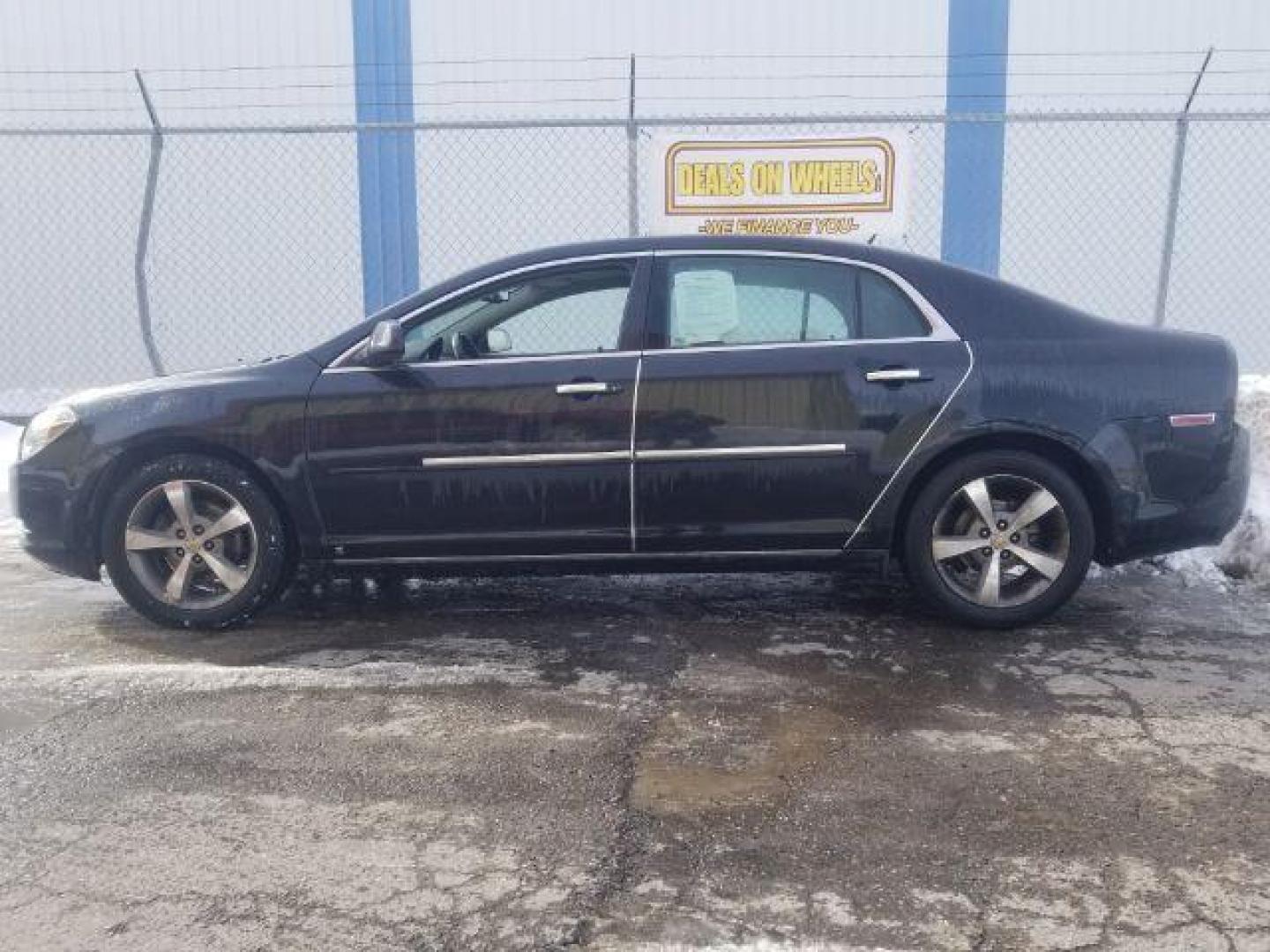 2009 Chevrolet Malibu LT1 (1G1ZJ57B79F) with an 2.4L L4 DOHC 16V engine, 6-Speed Automatic transmission, located at 1821 N Montana Ave., Helena, MT, 59601, 0.000000, 0.000000 - Photo#6