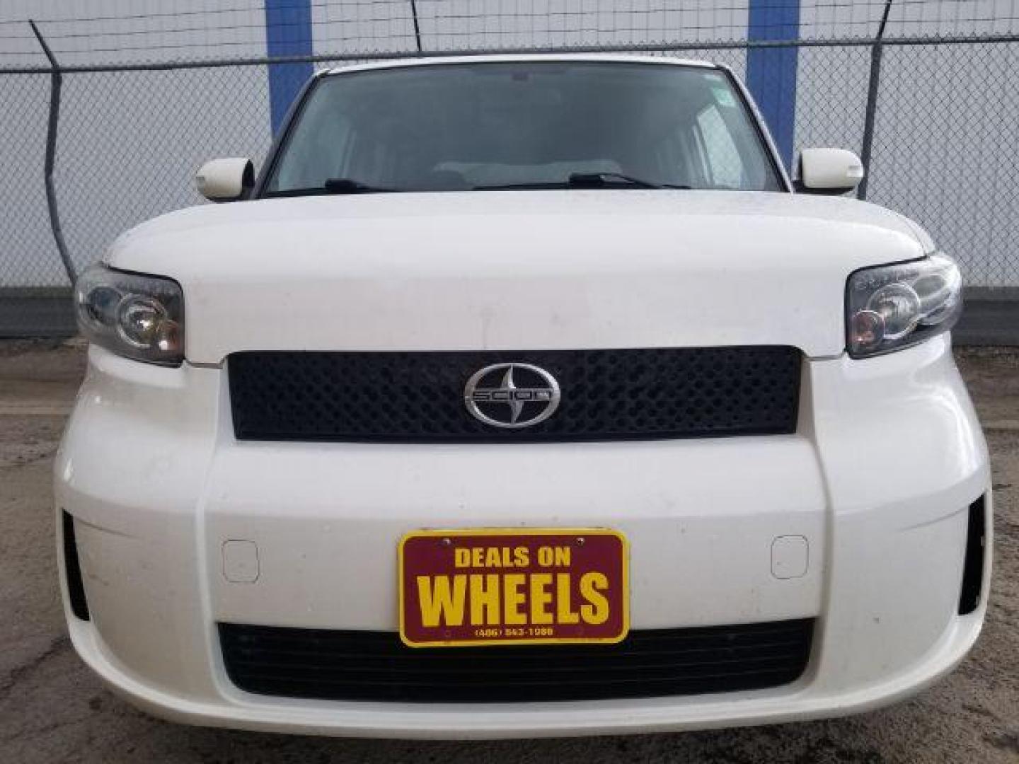 2009 Scion xB 5- Door wagon (JTLKE50E891) , located at 1800 West Broadway, Missoula, 59808, (406) 543-1986, 46.881348, -114.023628 - Photo#1