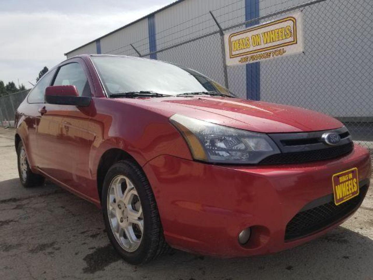 2010 Ford Focus SE (1FAHP3CN0AW) with an Duratec 2L I-4 DOHC engine, located at 1800 West Broadway, Missoula, 59808, (406) 543-1986, 46.881348, -114.023628 - Photo#2