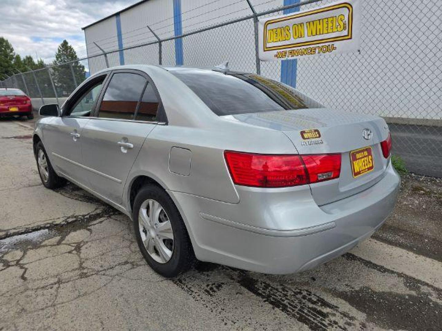 2010 Hyundai Sonata GLS (5NPET4AC2AH) with an 2.4L L4 DOHC 16V engine, located at 1800 West Broadway, Missoula, 59808, (406) 543-1986, 46.881348, -114.023628 - Photo#2