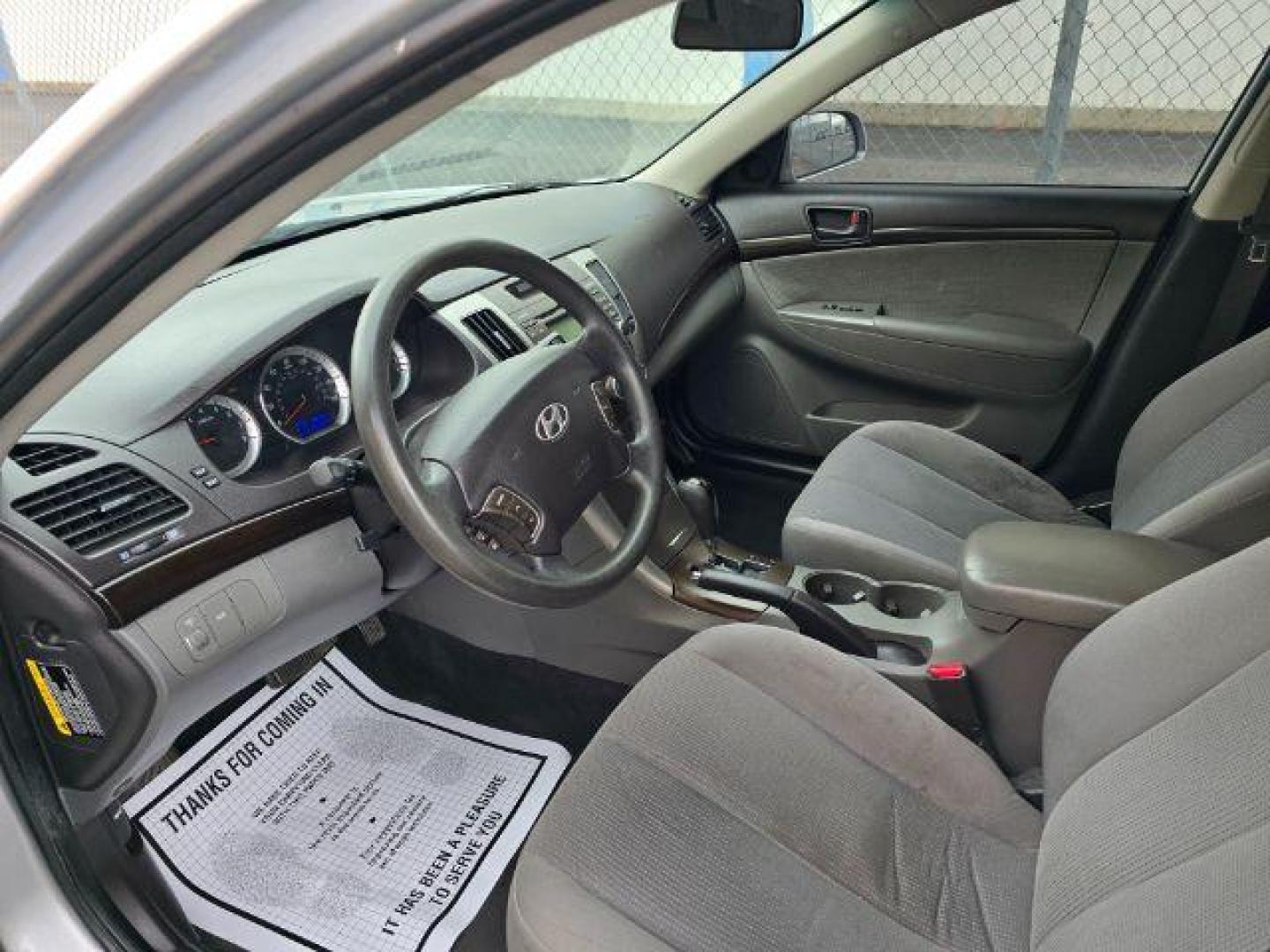 2010 Hyundai Sonata GLS (5NPET4AC2AH) with an 2.4L L4 DOHC 16V engine, located at 1800 West Broadway, Missoula, 59808, (406) 543-1986, 46.881348, -114.023628 - Photo#5