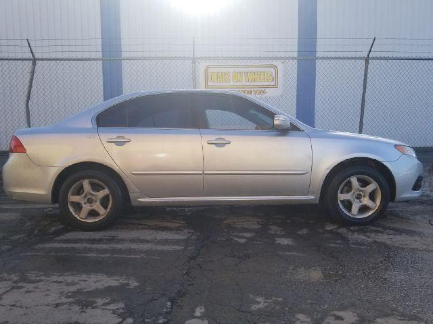2010 Kia Optima LX (KNAGG4A80A5) with an 2.4L L4 DOHC 16V engine, 4-Speed Automatic transmission, located at 1821 N Montana Ave., Helena, MT, 59601, 0.000000, 0.000000 - Photo#3