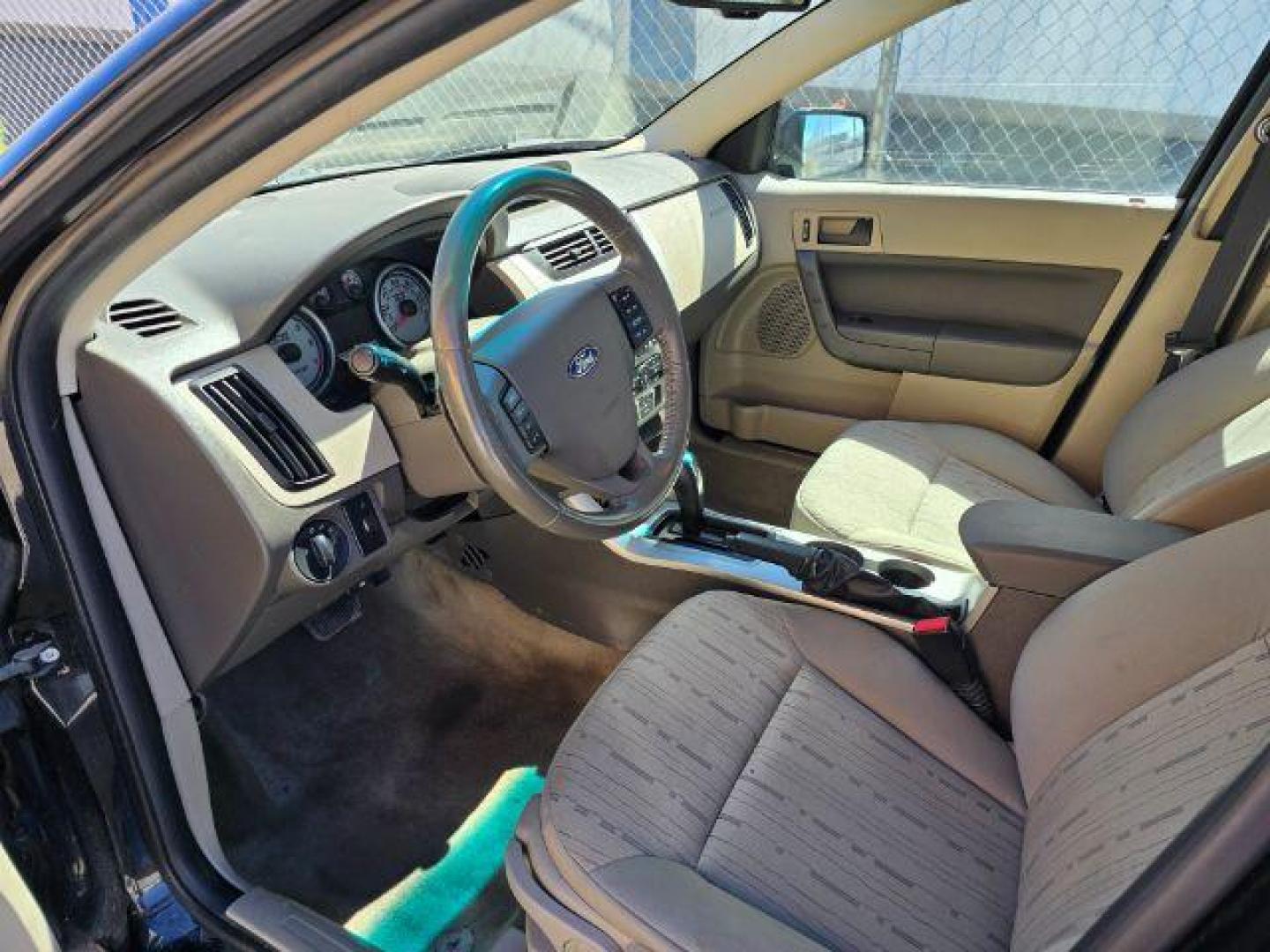 2011 Ford Focus SE Sedan (1FAHP3FN6BW) with an 2.0L L4 DOHC 16V engine, located at 4047 Montana Ave., Billings, MT, 59101, 45.770847, -108.529800 - Photo#5