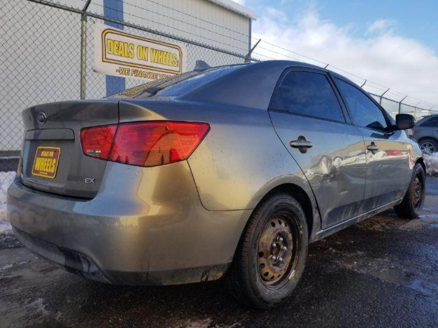 2011 Kia Forte EX (KNAFU4A24B5) with an 2.0L L4 DOHC 16V engine, located at 4801 10th Ave S,, Great Falls, MT, 59405, 0.000000, 0.000000 - Photo#4