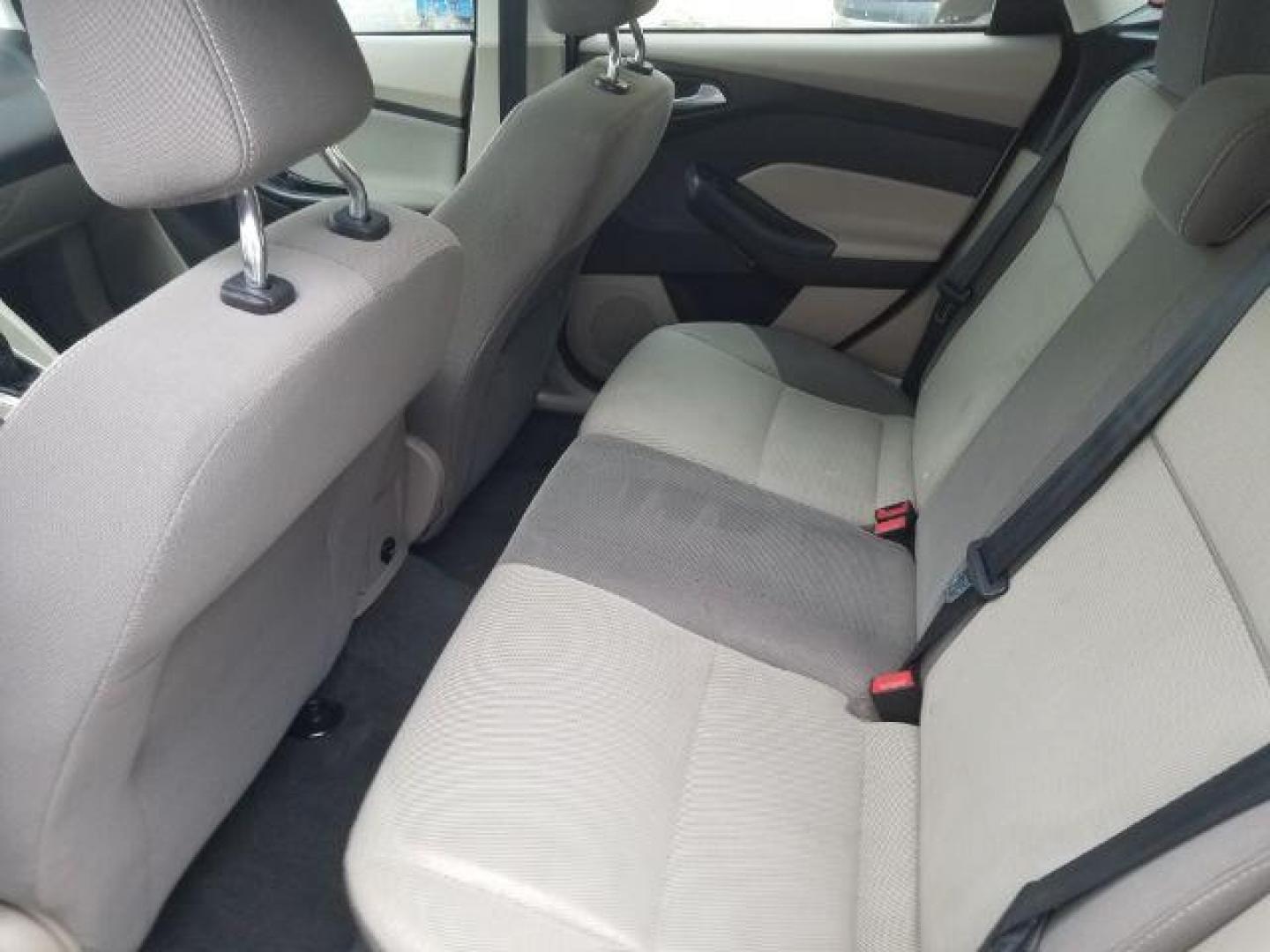 2012 Ford Focus SE (1FAHP3K25CL) with an 2L I-4 gasoline direct injection engine, located at 1800 West Broadway, Missoula, 59808, (406) 543-1986, 46.881348, -114.023628 - Photo#8