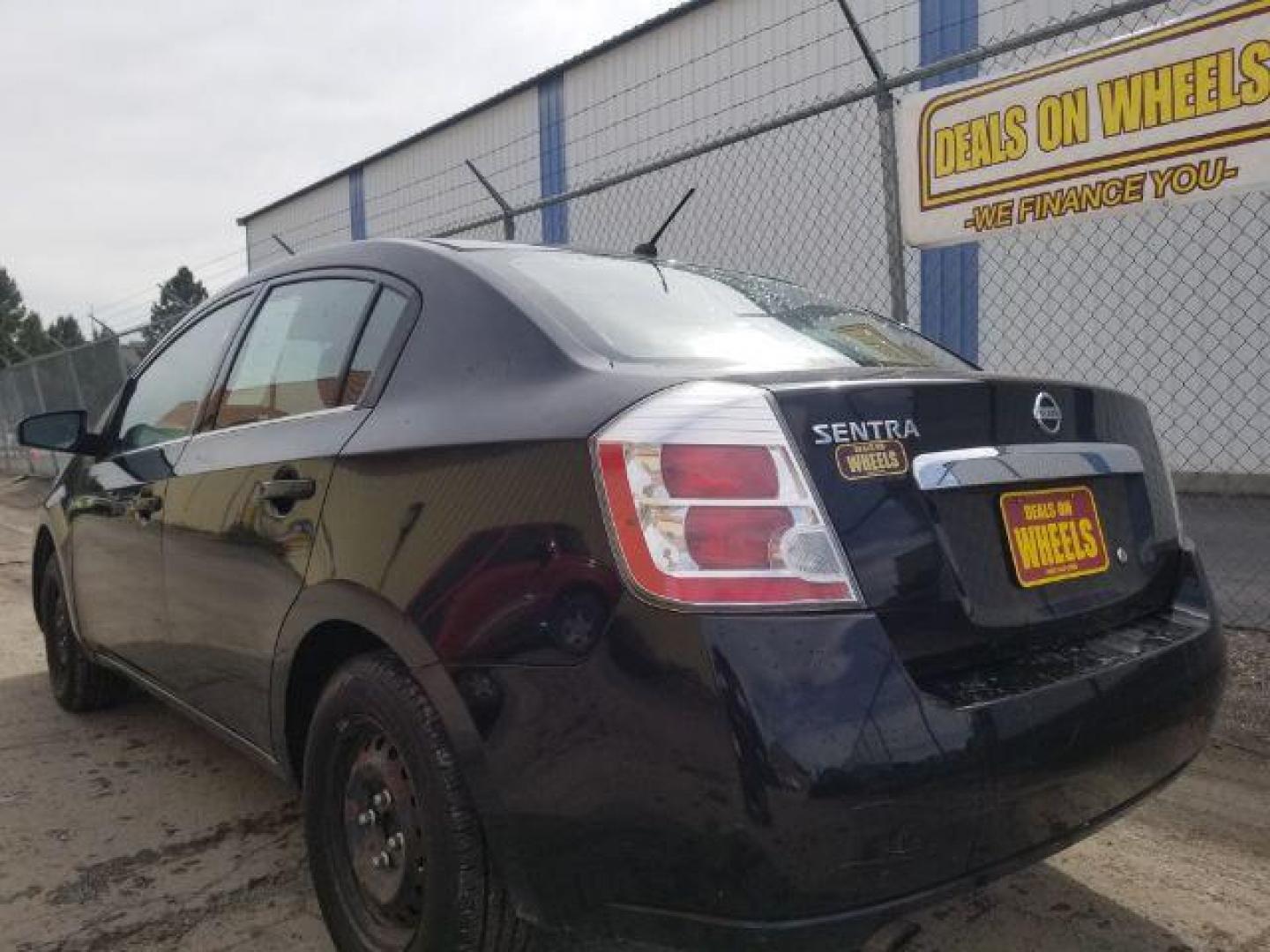 2012 Nissan Sentra 2.0 (3N1AB6AP1CL) with an 2.0L L4 DOHC 16V engine, Continuously Variabl transmission, located at 1821 N Montana Ave., Helena, MT, 59601, 0.000000, 0.000000 - Photo#5