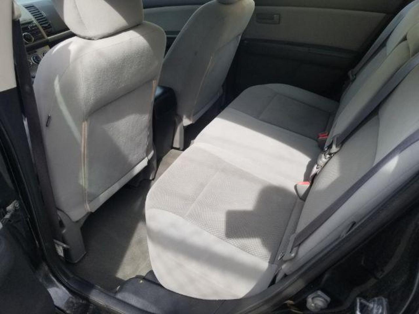 2012 Nissan Sentra 2.0 (3N1AB6AP1CL) with an 2.0L L4 DOHC 16V engine, Continuously Variabl transmission, located at 1821 N Montana Ave., Helena, MT, 59601, 0.000000, 0.000000 - Photo#8