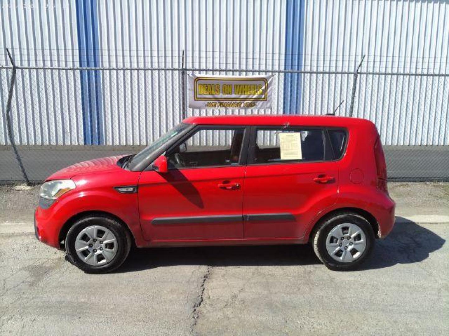 2013 Kia Soul ! (KNDJT2A58D7) , located at 601 E. Idaho St., Kalispell, MT, 59901, 0.000000, 0.000000 - Photo#1