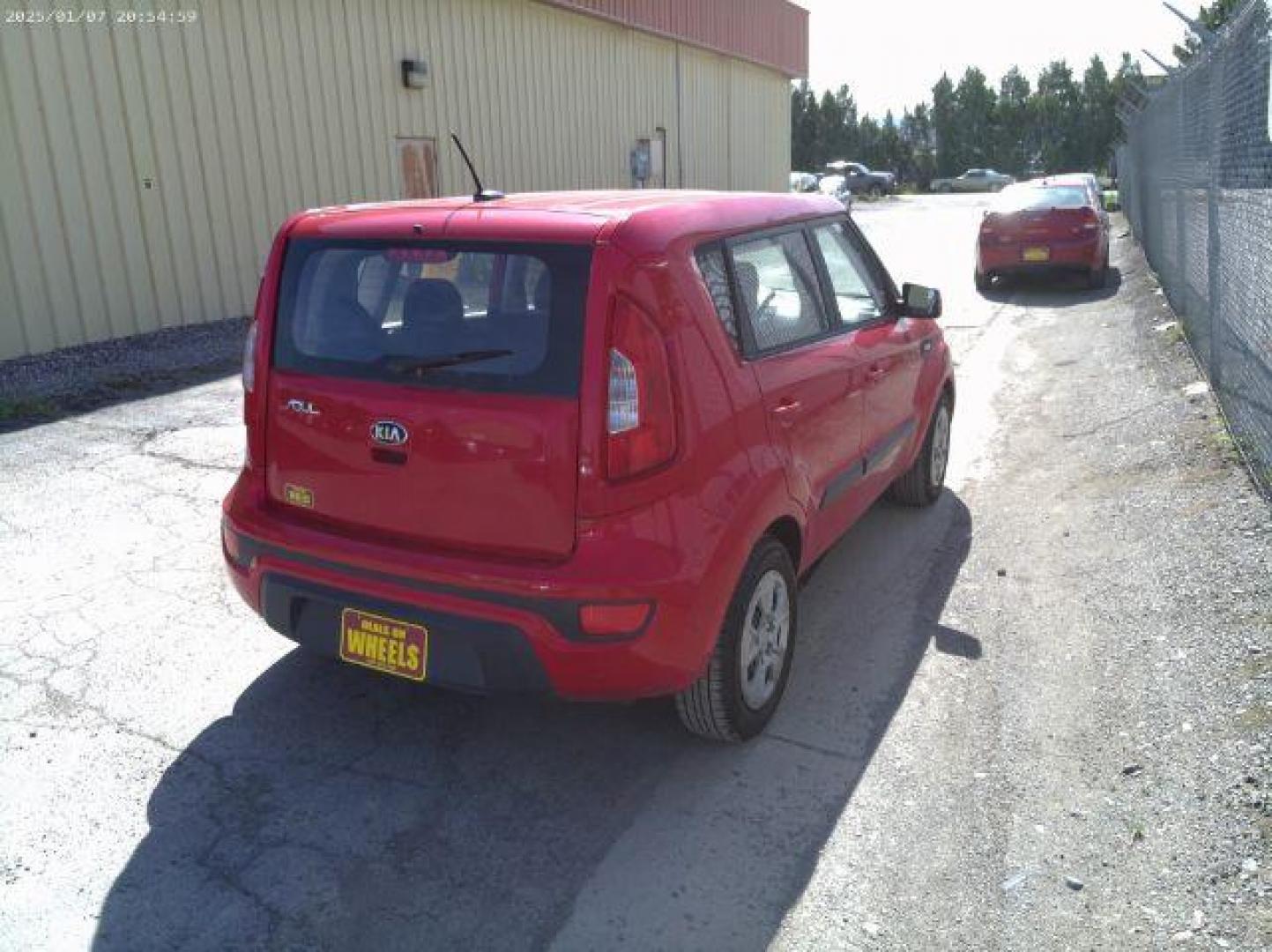 2013 Kia Soul ! (KNDJT2A58D7) , located at 601 E. Idaho St., Kalispell, MT, 59901, 0.000000, 0.000000 - Photo#3