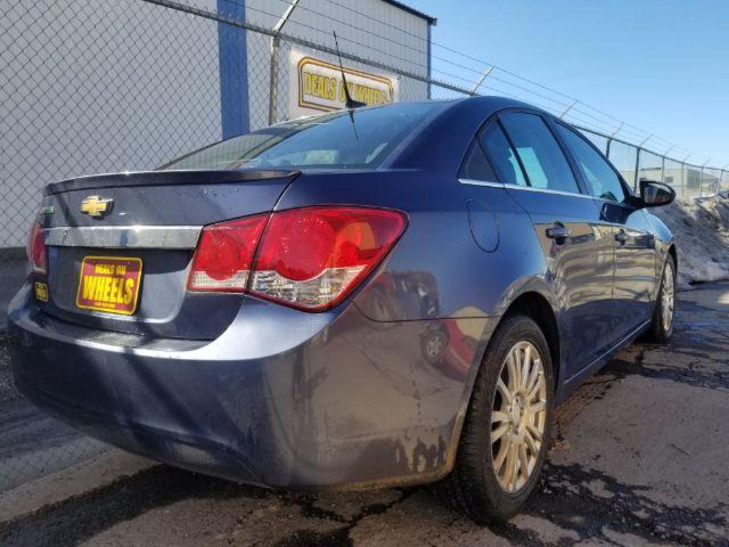 2014 Chevrolet Cruze ECO Manual (1G1PJ5SB3E7) with an ECOTEC 1.4L I-4 DOHC engine, located at 1821 N Montana Ave., Helena, MT, 59601, 0.000000, 0.000000 - Photo#4