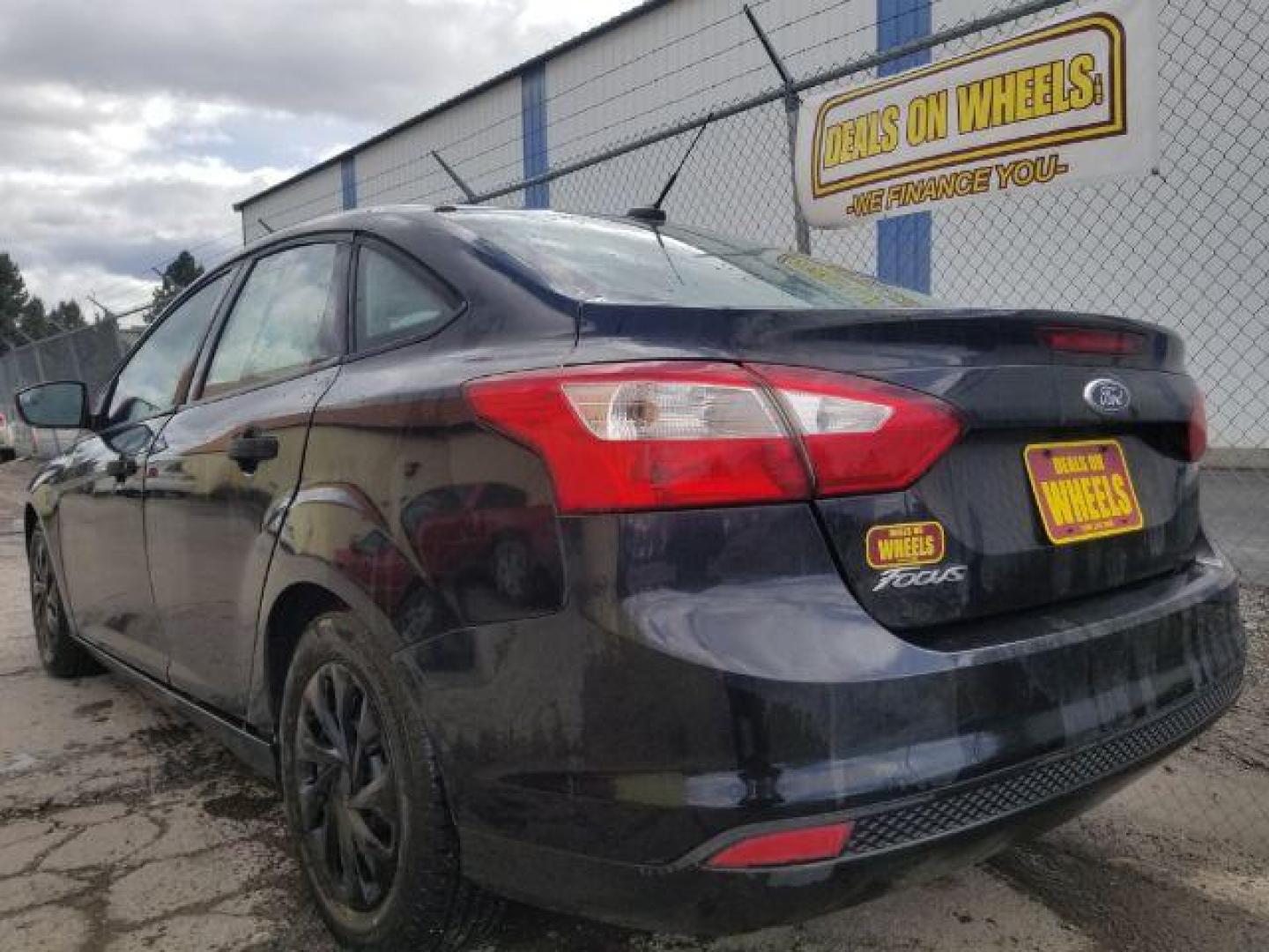 2014 Ford Focus S (1FADP3E20EL) with an 2L I-4 gasoline direct injection engine, located at 4801 10th Ave S,, Great Falls, MT, 59405, 0.000000, 0.000000 - Photo#5