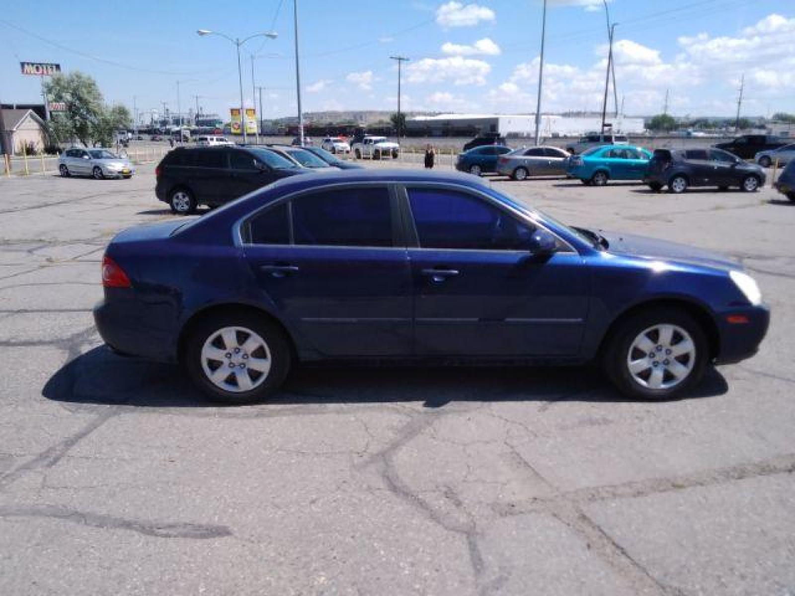 2008 Kia Optima LX (KNAGE123685) with an 2.4L L4 DOHC 16V engine, 4-Speed Automatic transmission, located at 4047 Montana Ave, Billings, MT, 59101, (406) 543-1986, 45.770824, -108.529411 - Photo #3