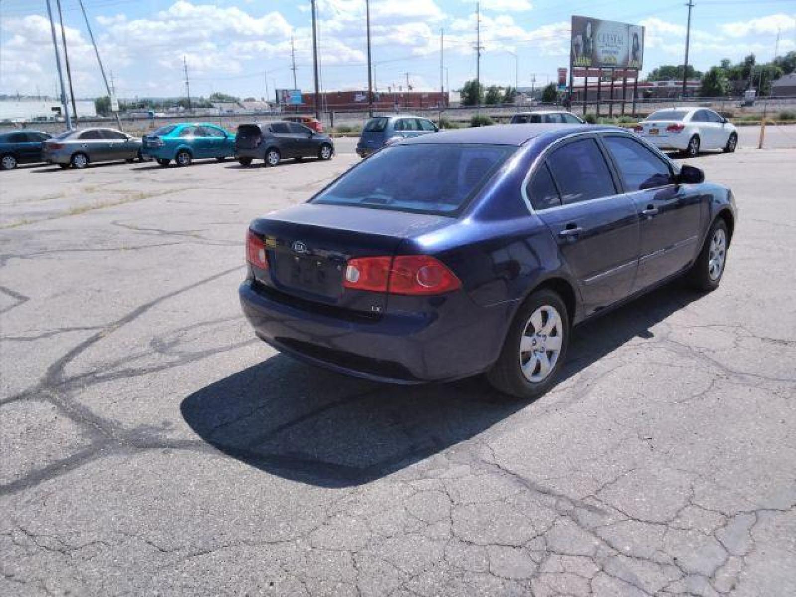 2008 Kia Optima LX (KNAGE123685) with an 2.4L L4 DOHC 16V engine, 4-Speed Automatic transmission, located at 4047 Montana Ave, Billings, MT, 59101, (406) 543-1986, 45.770824, -108.529411 - Photo #4