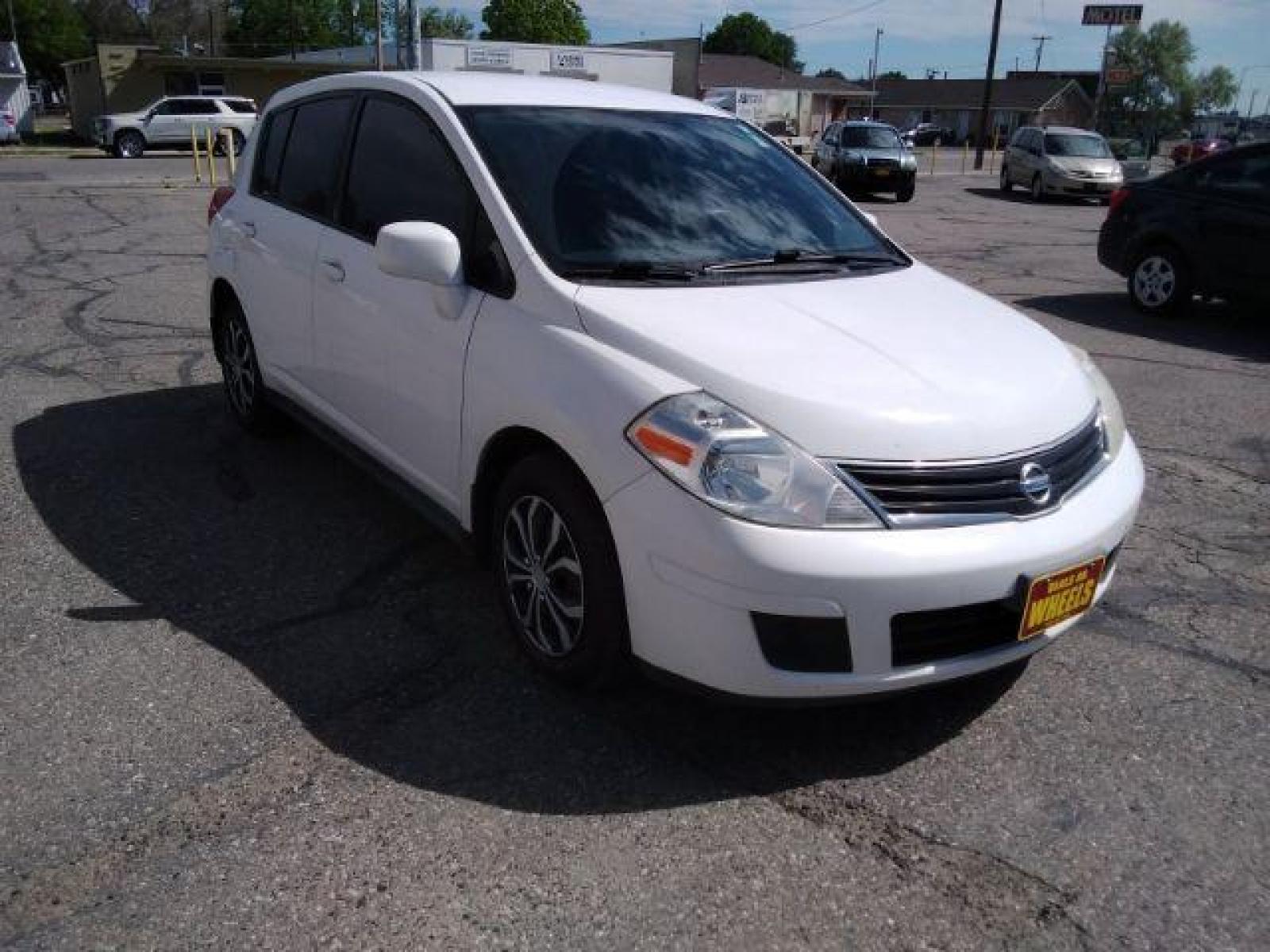 2012 Nissan Versa 1.8 SL Hatchback (3N1BC1CP6CK) with an 1.8L L4 DOHC 16V engine, Continuously Variable Transmission transmission, located at 4047 Montana Ave, Billings, MT, 59101, (406) 543-1986, 45.770824, -108.529411 - Photo #6