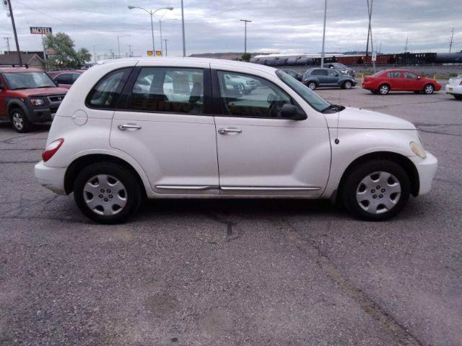 2008 Chrysler PT Cruiser Base (3A8FY48B18T) with an 2.4L L4 DOHC 16V engine, located at 4047 Montana Ave, Billings, MT, 59101, (406) 543-1986, 45.770824, -108.529411 - Photo #5